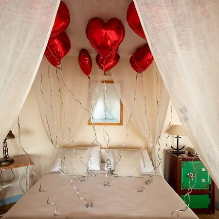 Beyaz Yunus - Adult Only מלון 3*