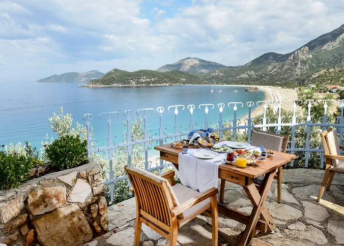 Beyaz Yunus - Adult Only Hotell