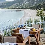 Beyaz Yunus - Adult Only Hotel