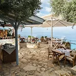 Beyaz Yunus - Adult Only Oludeniz