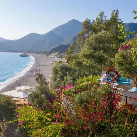 Beyaz Yunus - Adult Only 3* Ölüdeniz