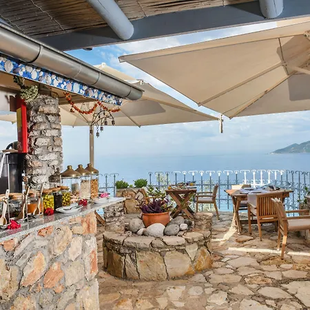 Beyaz Yunus - Adult Only Hotel