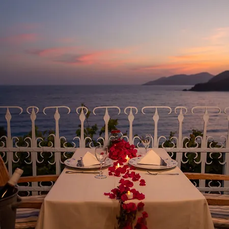 Beyaz Yunus - Adult Only Hotel 3*