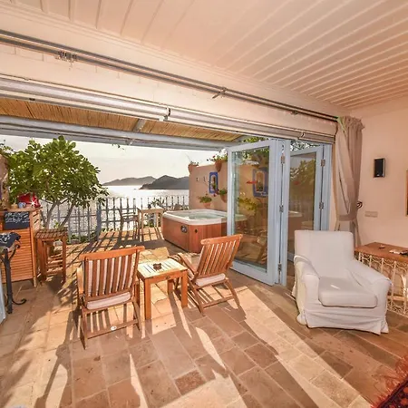 Beyaz Yunus - Adult Only 3* Ölüdeniz