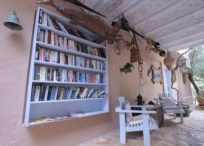 Beyaz Yunus - Adult Only Öludeniz