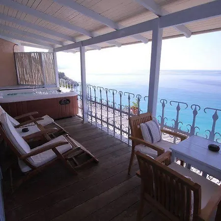 Beyaz Yunus - Adult Only Hotel 3*