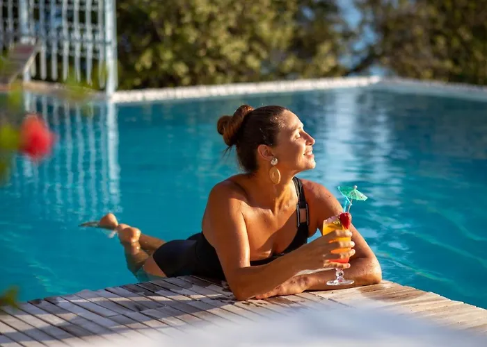 Beyaz Yunus - Adult Only 3*