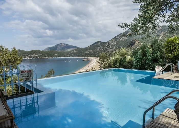 Beyaz Yunus - Adult Only 3*