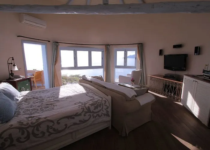 Beyaz Yunus - Adult Only Otel 3*