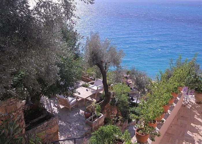 Beyaz Yunus - Adult Only 3*